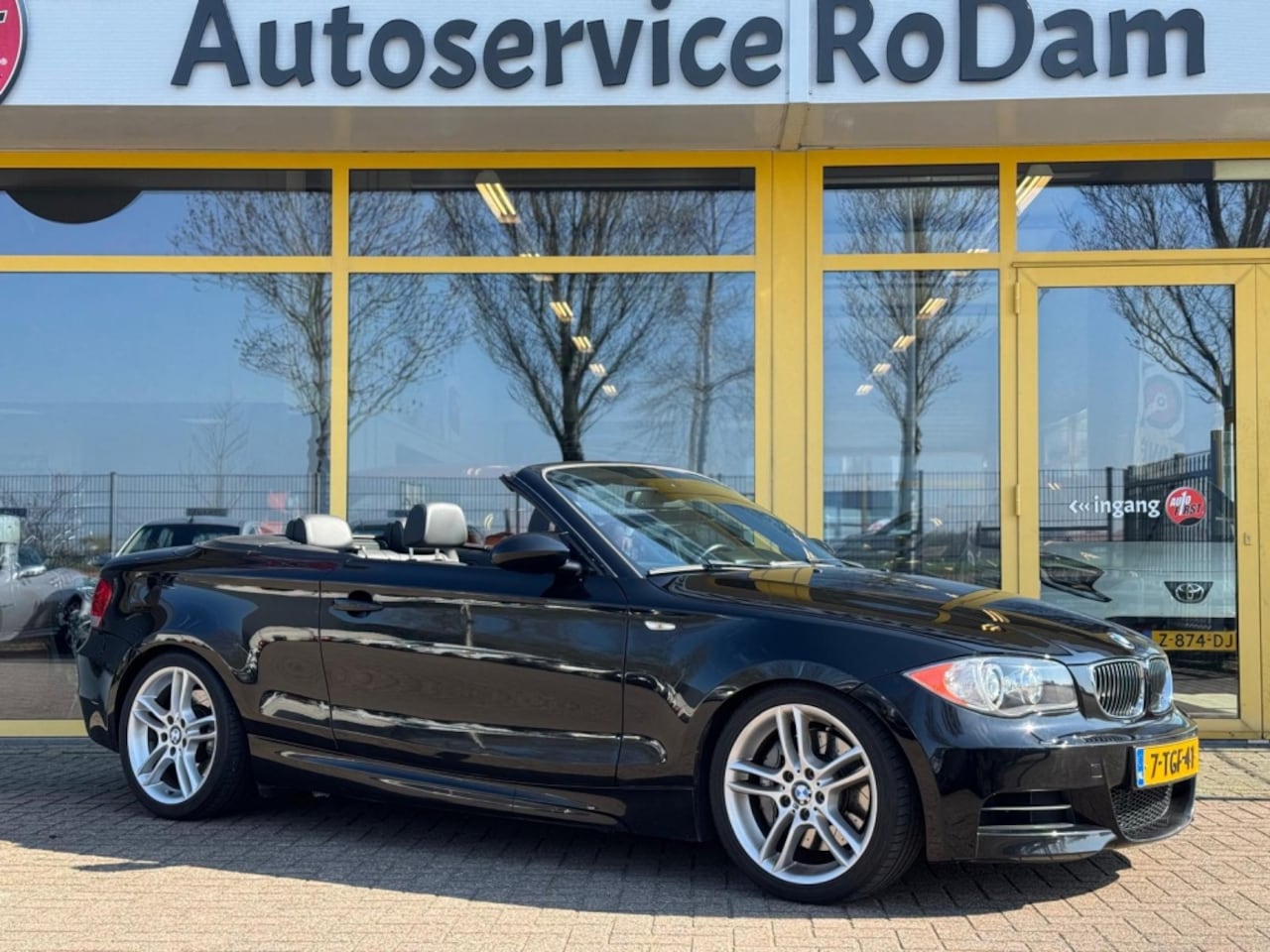 BMW 1-serie Cabrio - 135i High Executive 135i High Executive - AutoWereld.nl