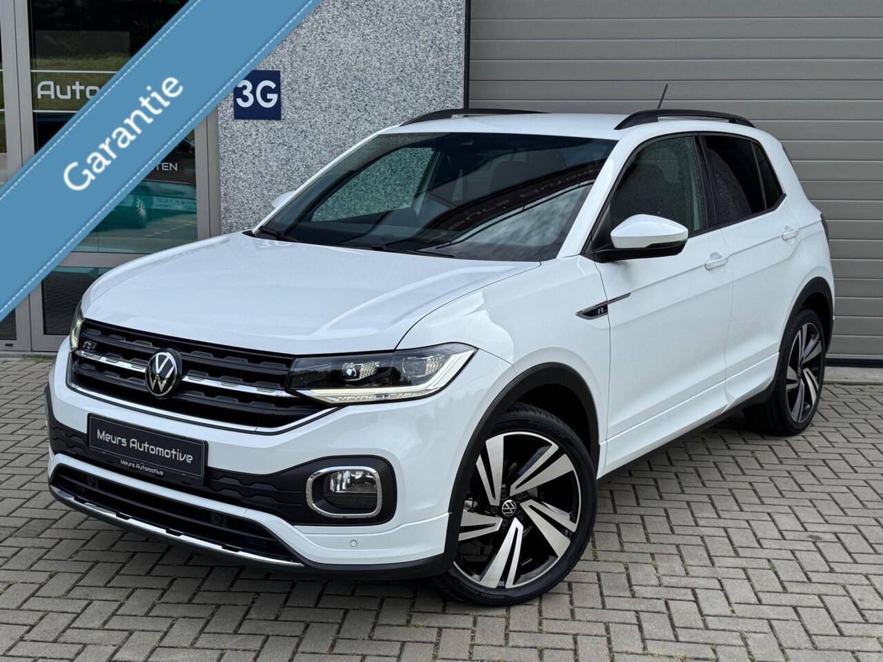 Volkswagen T-Cross - 1.5 TSI 2x R-line Virtual/Stoelver/ACC/CarPlay/18 inch/Climate/Camera/Garantie - AutoWereld.nl