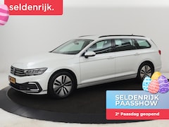 Volkswagen Passat - 1.4 TSI PHEV GTE | Stoelverwarming | Virtual Cockpit | Adaptive cruise | Massage | Matrix