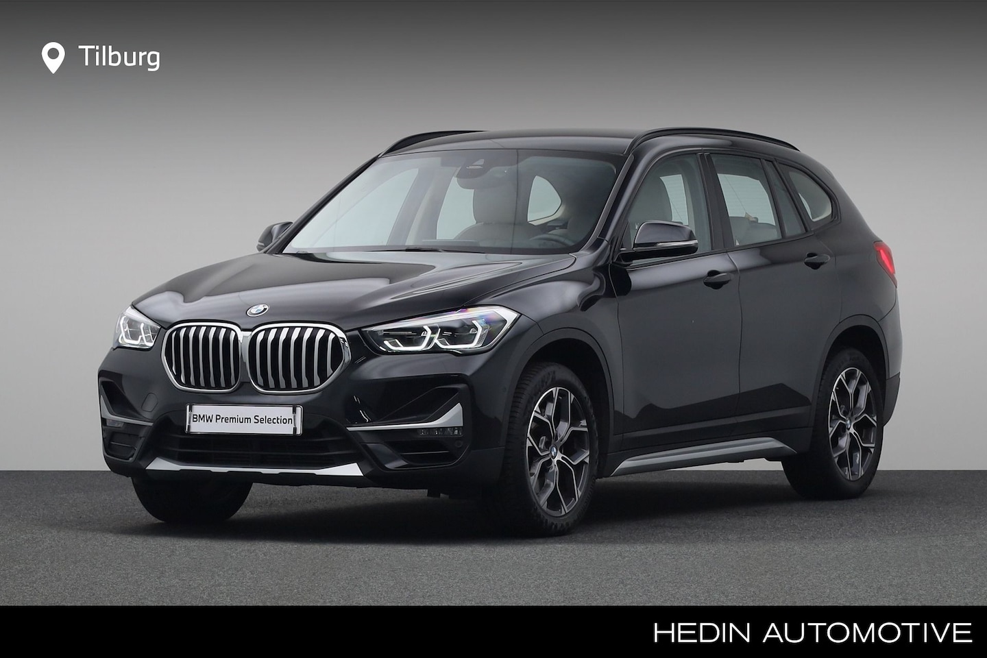 BMW X1 - sDrive20i Business Edition Plus | Verwarmde voorstoelen | Cruise control | Trekhaak met af - AutoWereld.nl