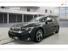 BMW 3-serie Touring - 330i xDrive M SPORT|Automaat|LED|Camera|Navi|Sfeerverlichting|HIFI|Alarm|19inch