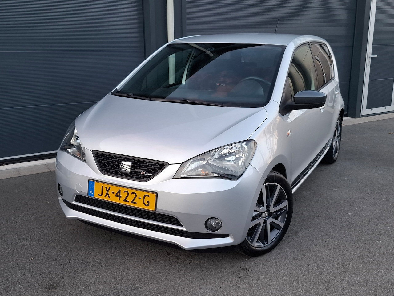 SEAT Mii - 1.0 FR Connect - AutoWereld.nl