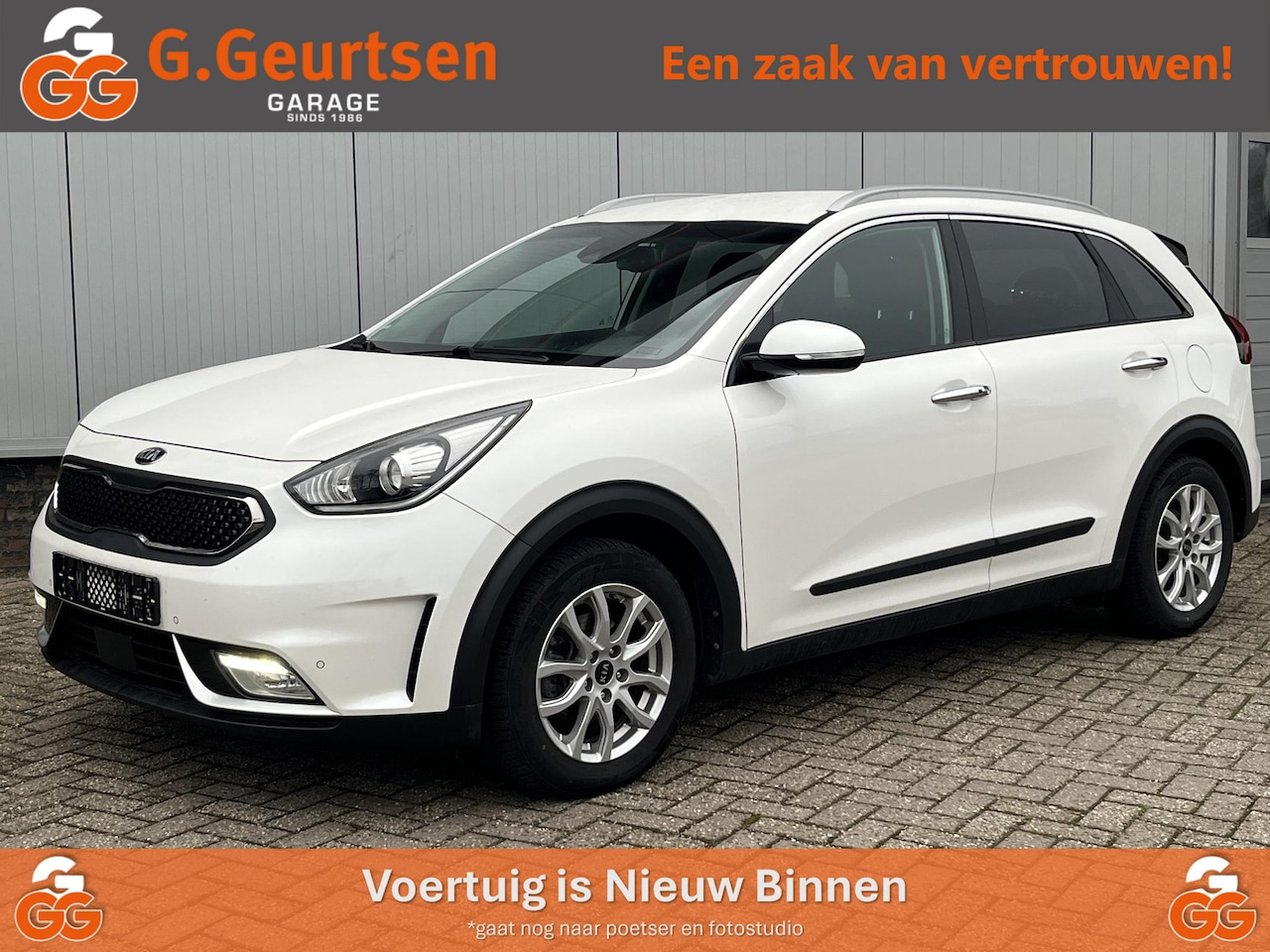 Kia Niro - 1.6 GDi Hybrid DynamicLine Stoelverwarming/ventilatie, ACC, Camera, JBL, Leder - AutoWereld.nl