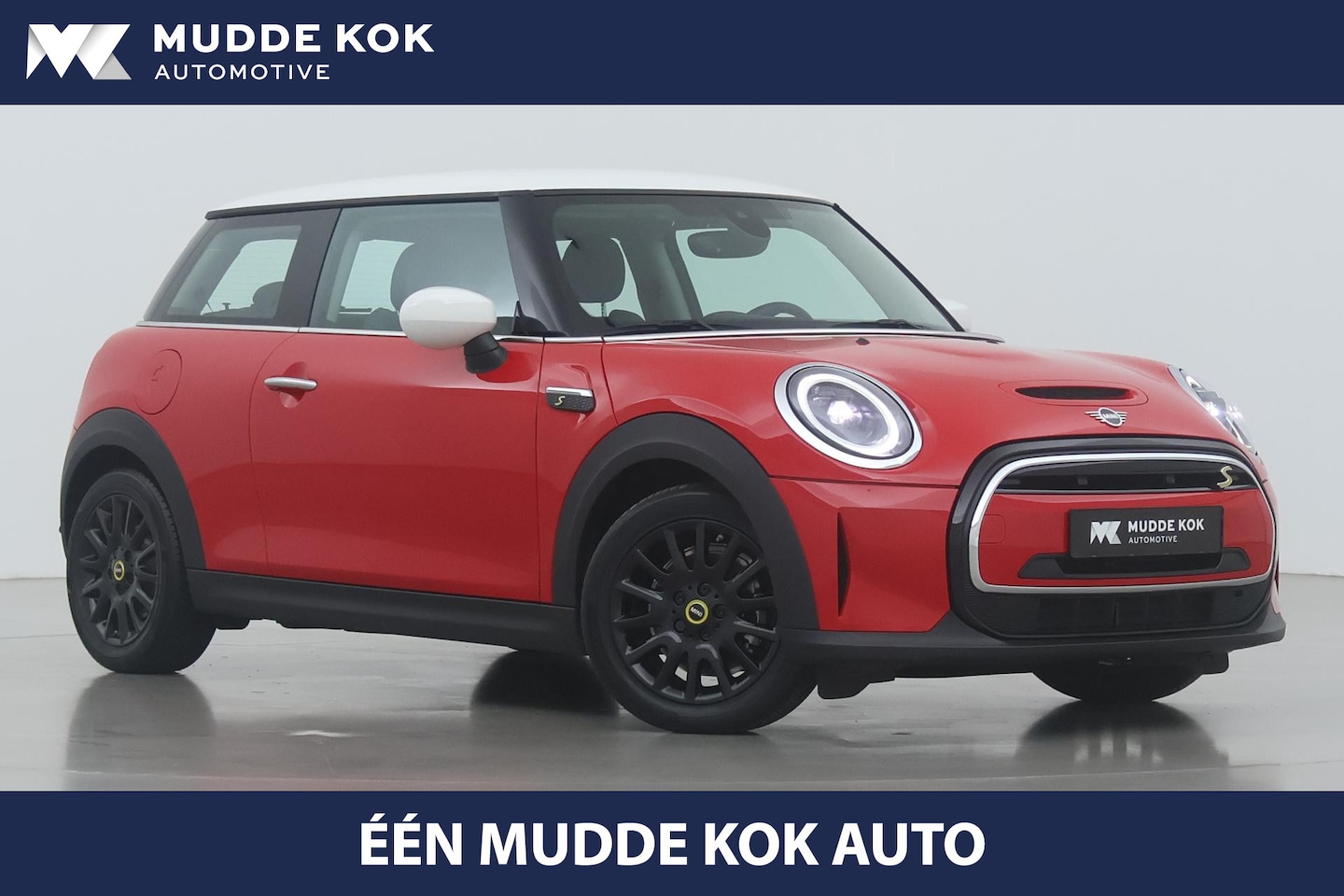 MINI Cooper - Classic 33 kWh | Half Leder | Stoelverwarming | LED | Navigatie | PDC A - AutoWereld.nl