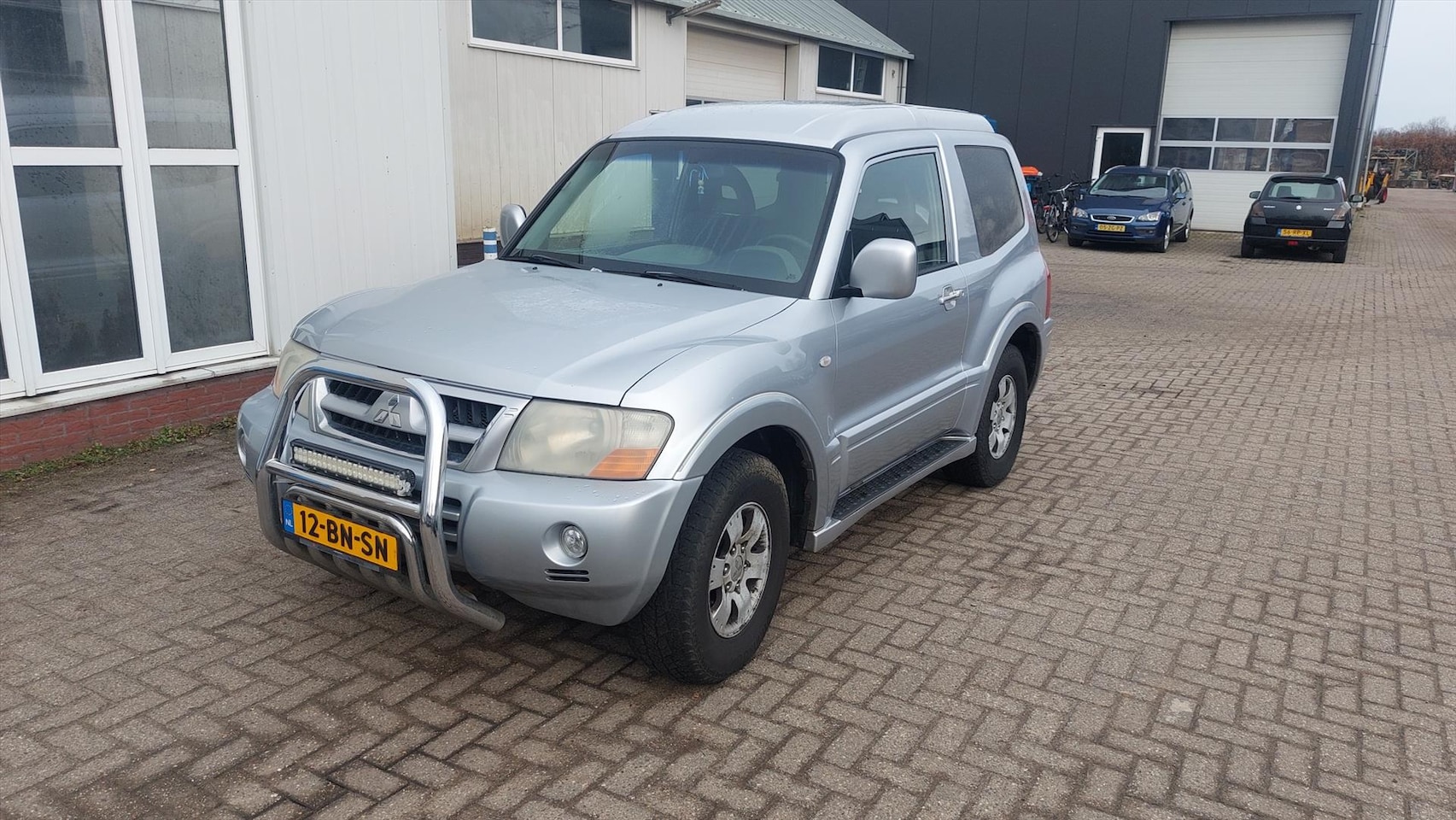 Mitsubishi Pajero - 3.2 DI GLS HRLS AUT 4WD - AutoWereld.nl