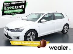 Volkswagen e-Golf - E-DITION | 136 PK | SoH 89% | Adaptive cruise control | Climate control | Apple Carplay/An