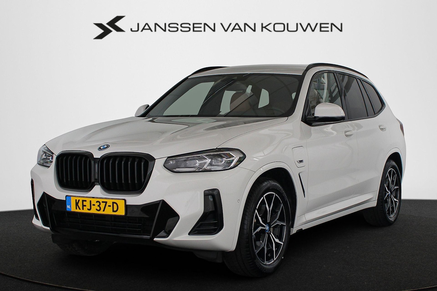 BMW X3 - xDrive30e M Sport HiFi Stoelverwarming Adaptief LED Akoestisch Glas - AutoWereld.nl