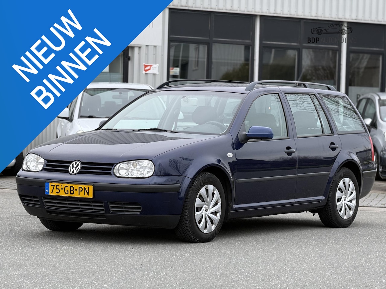 Volkswagen Golf Variant - 1.6-16V Trendline Aantoonbaar lage km stand - AutoWereld.nl