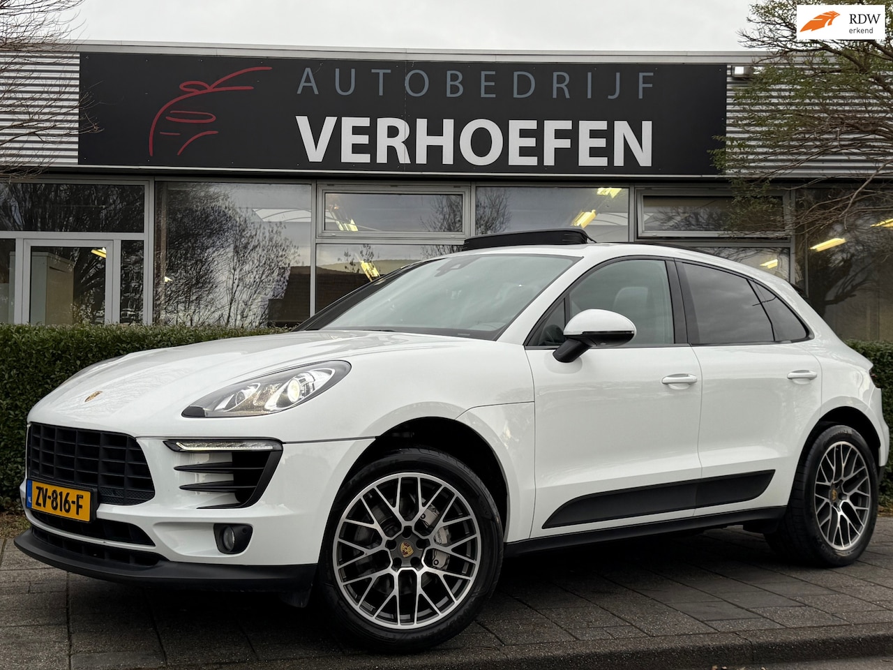 Porsche Macan - 3.0 S - PANORAMADAK - PARKEER CAMERA - APPLE CARPLAY - STOEL VERW - BOSE AUDIO ! - AutoWereld.nl