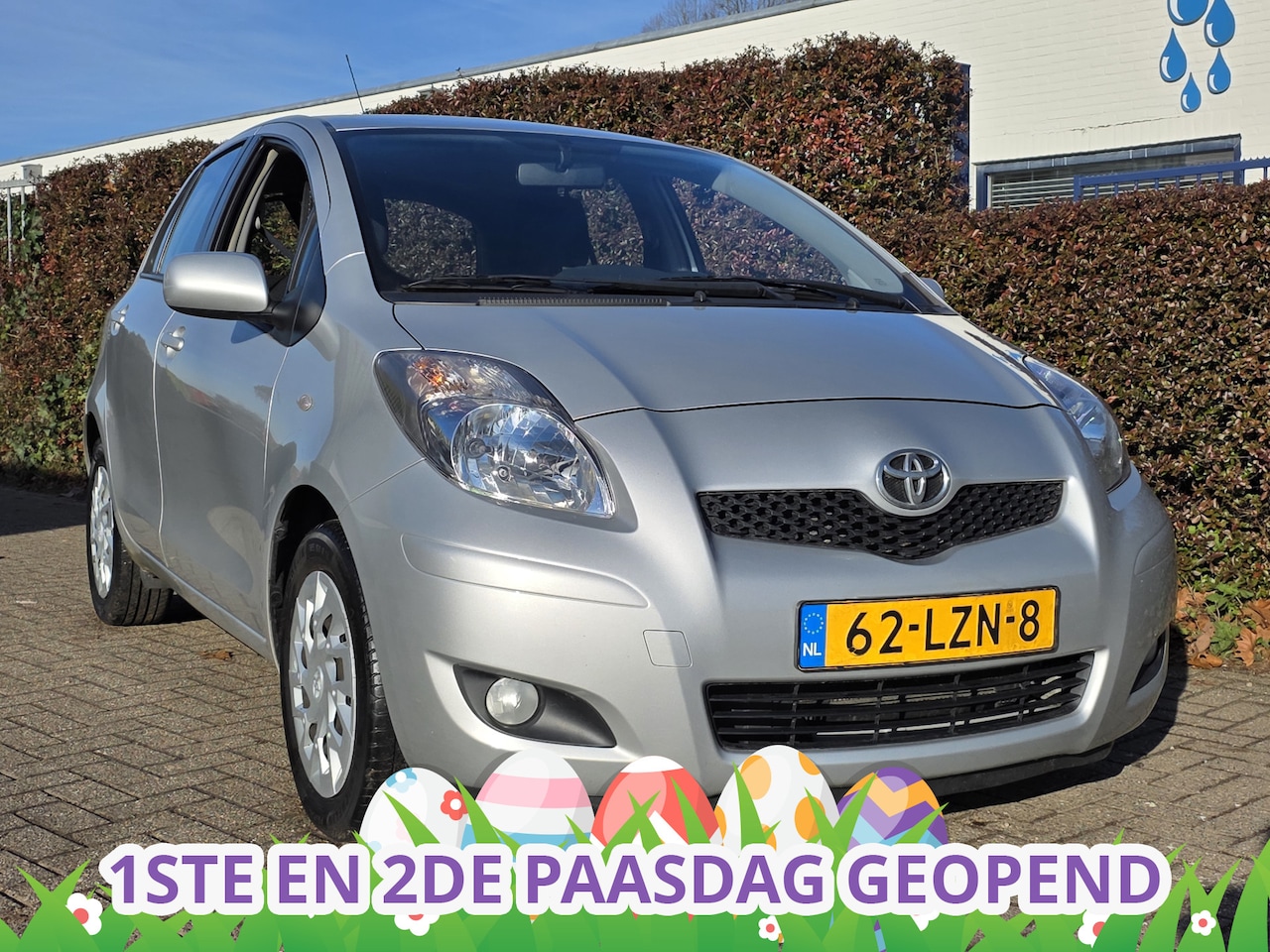 Toyota Yaris - 1.3 VVTi AUT, Navigatie! Trekhaak! Dealer ond! Apk 1-2027! PAAS Show t/m 1e+2e PaasDag! - AutoWereld.nl