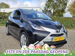 Toyota Aygo - 1.0 VVT-i x-Play, Camera Carplay Apk 4-2027 PAAS Show t/m 1e+2e PaasDag