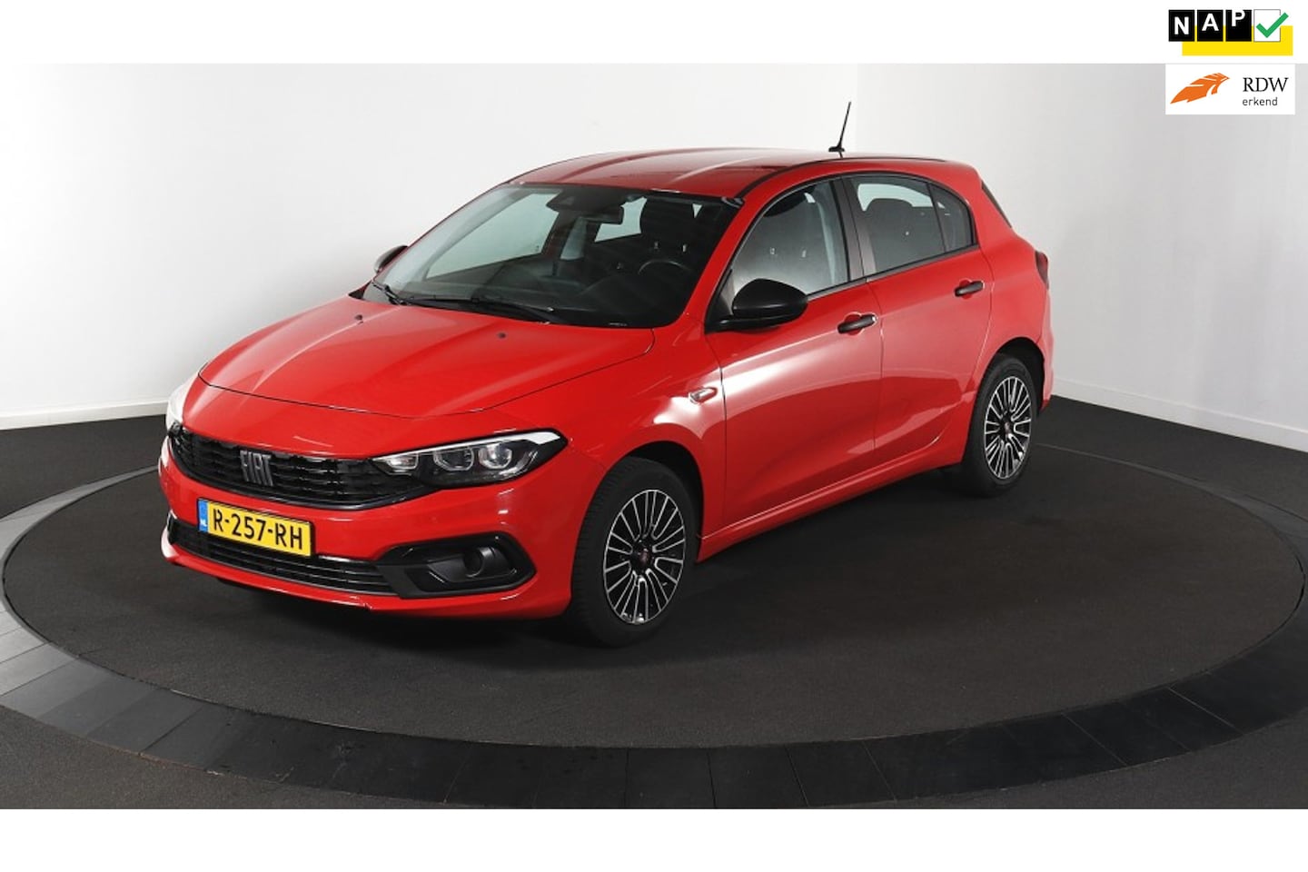 Fiat Tipo - 1.5 Hybrid Street + TREKHAAK/APPLE CARPLAY/CRUISE CONTROL - AutoWereld.nl