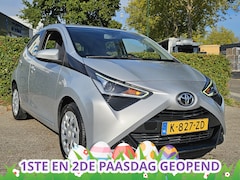 Toyota Aygo - 1.0 VVT-i x-Play AUT Camera Navigatie PAAS Show t/m 1e+2e PaasDag