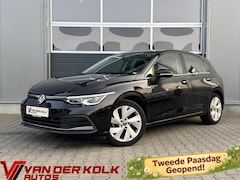 Volkswagen Golf - 1.5 eTSI Style Automaat | Digital Cockpit | LED | CarPlay | Navigatie | Climate | Stoelver