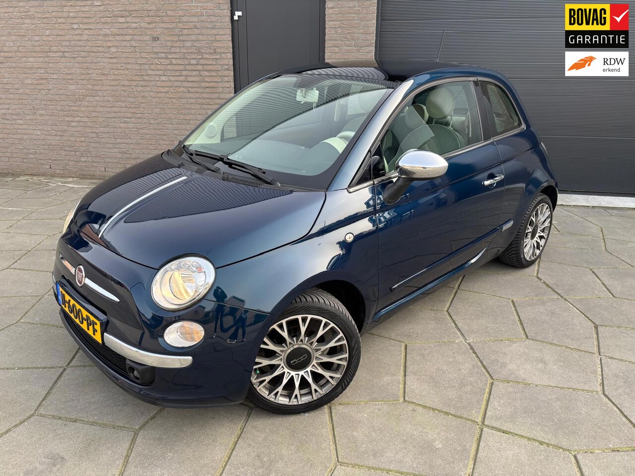 Fiat 500 - 1.2 Lounge ERG VLOT | Airco| Panorama Dak | 16 Inch LMvlg | All Season Vredestein| PDC ach - AutoWereld.nl