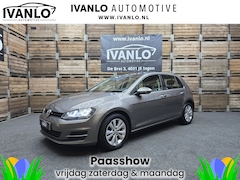 Volkswagen Golf - 1.2 TSI Business Edition Connected Pano Led Navi Clima PDC Trekhaak LM
