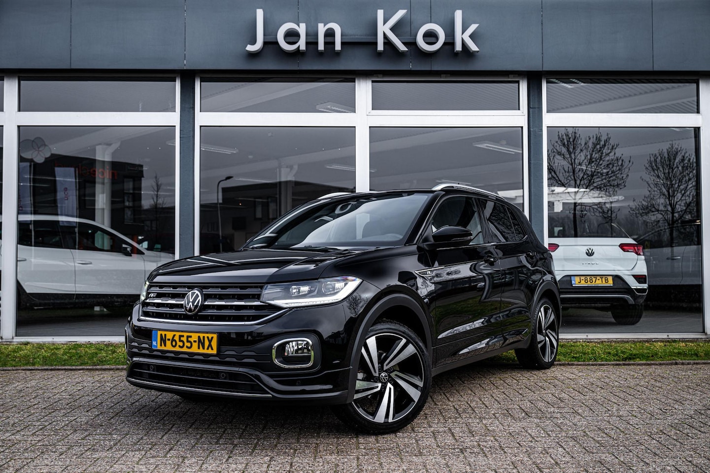 Volkswagen T-Cross - 1.0 TSi 110pk DSG-7 R-Line | Camera | Parkeersensoren | Keyless - AutoWereld.nl