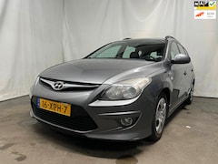 Hyundai i30 CW - 1.4i i-Drive Cool - Schade