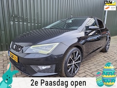 SEAT Leon - 1.6 TDI FR Line LEDER