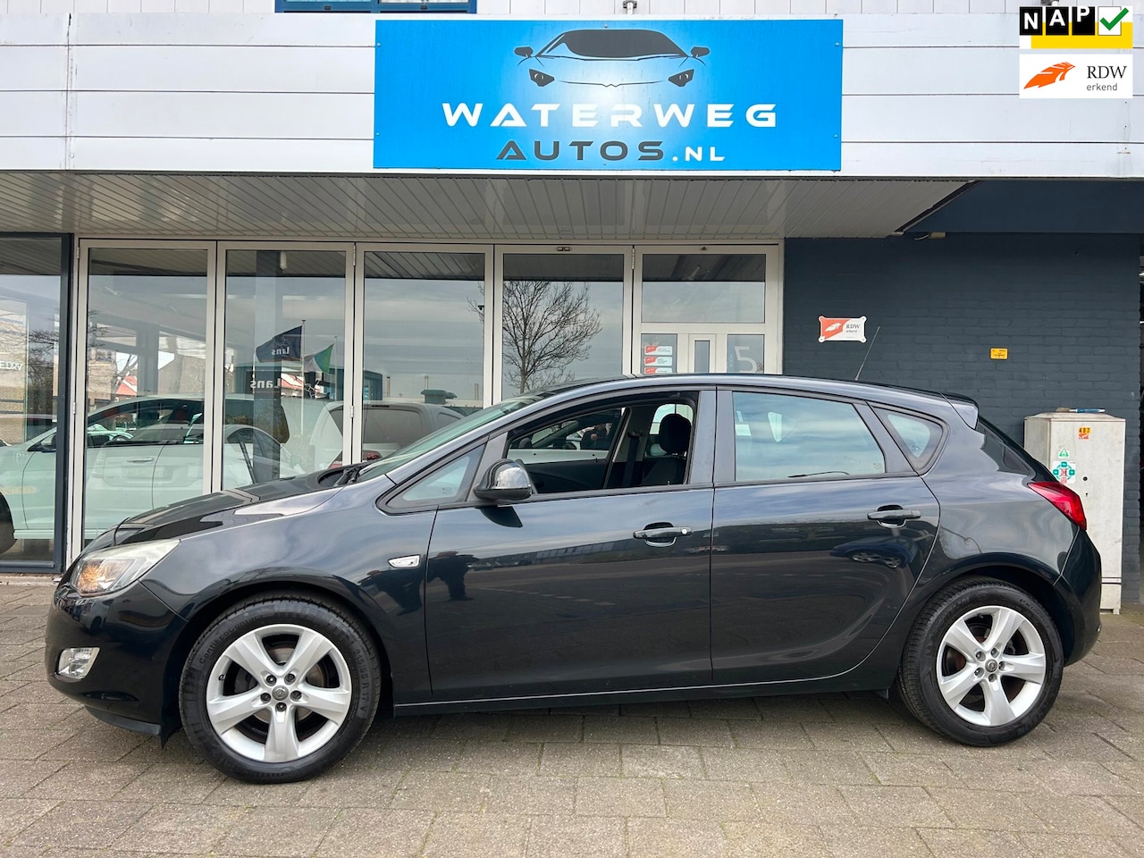 Opel Astra - 1.4 Edition Airco/Cruise/LM velgen/ goed onderhouden - AutoWereld.nl