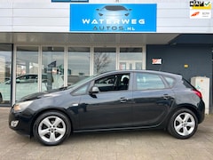 Opel Astra - 1.4 Edition Airco/Cruise/LM velgen/ goed onderhouden