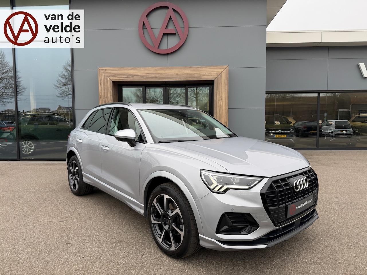 Audi Q3 - 35 TFSI 150pk S-tronic Advanced | Trekhaak | Zwart optiek | Dode hoek | Keyless | Alcantar - AutoWereld.nl