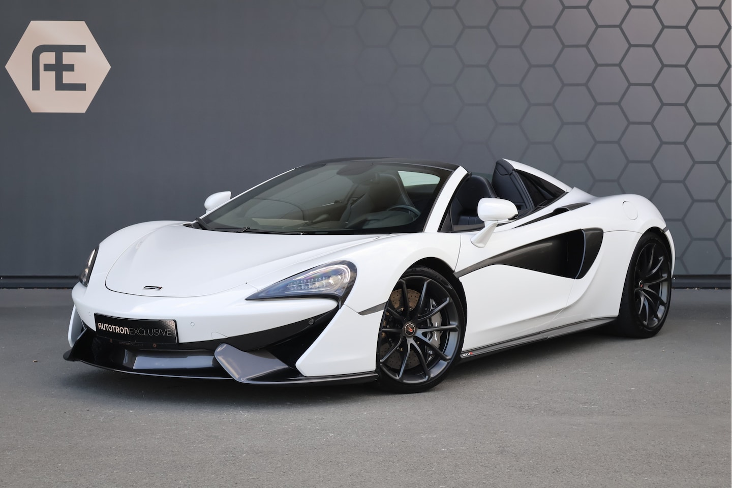 McLaren 570S Spider - | CARBON INTERIEUR | BOWERS & WILKENS | CRUISE CONTROL | ELEKTRISCHE STOELEN + GEHEUGEN | - AutoWereld.nl