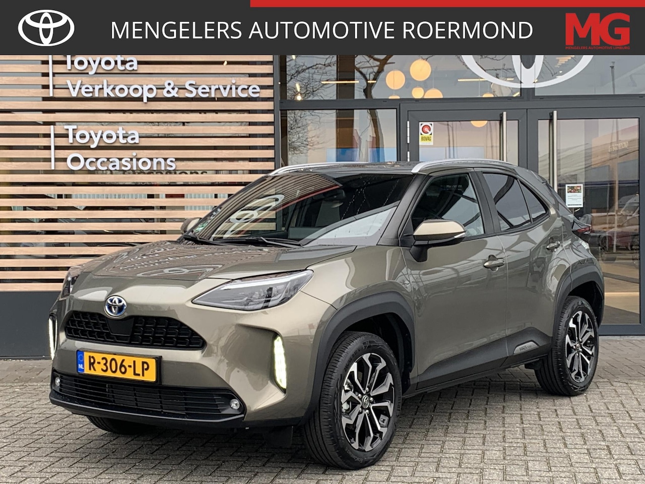 Toyota Yaris Cross - 1.5 Hybrid Dynamic | Trekhaak - AutoWereld.nl