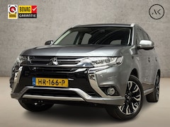 Mitsubishi Outlander - 2.0 PHEV Deluxe 204Pk Automaat (NAVIGATIE, CAMERA, LEDER/ALCANTARA, TREKHAAK, STOELVERWARM