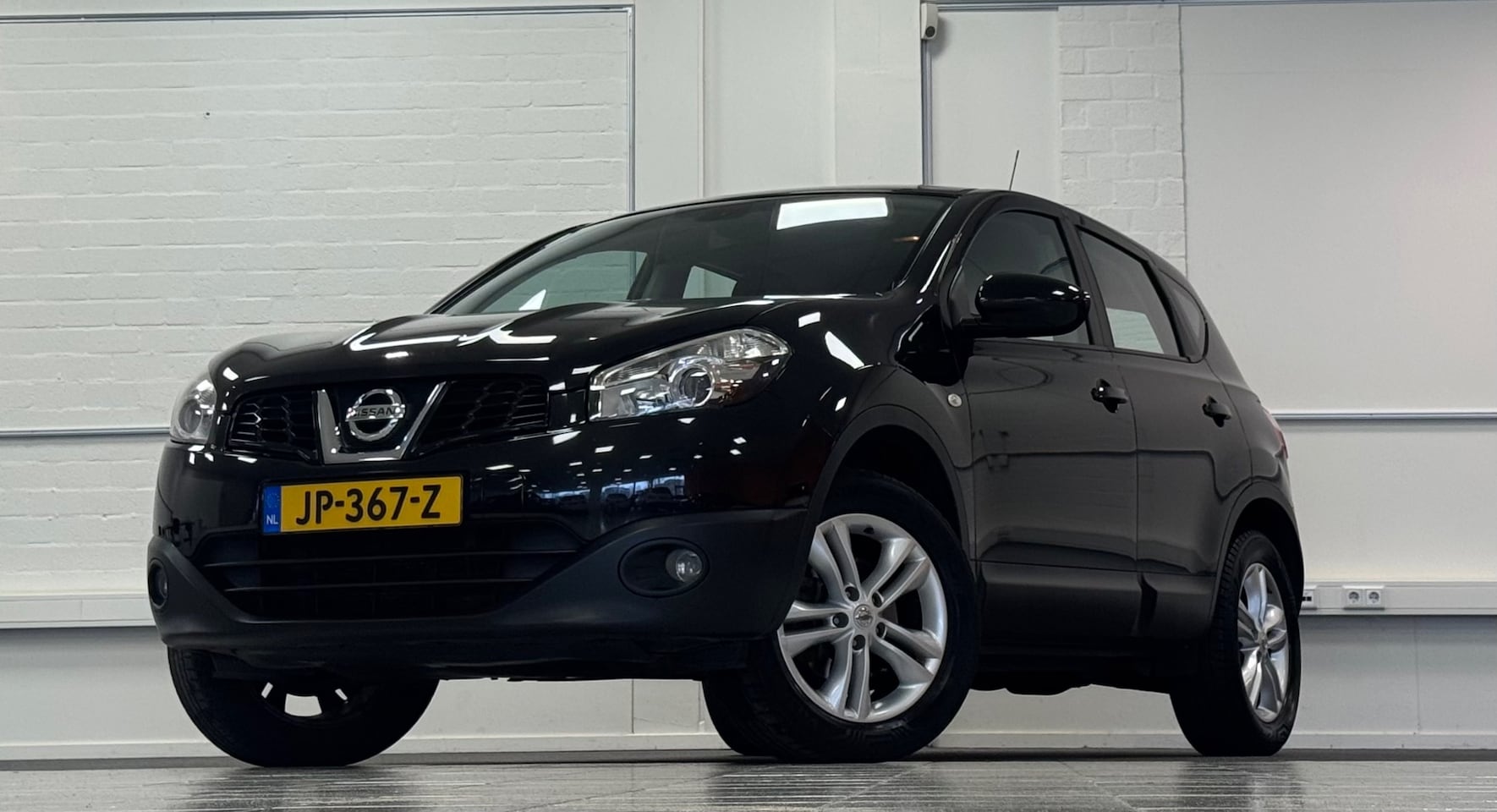 Nissan Qashqai - 2.0i 16V Acenta CVT Navi Camera Mooi! Garantie - AutoWereld.nl