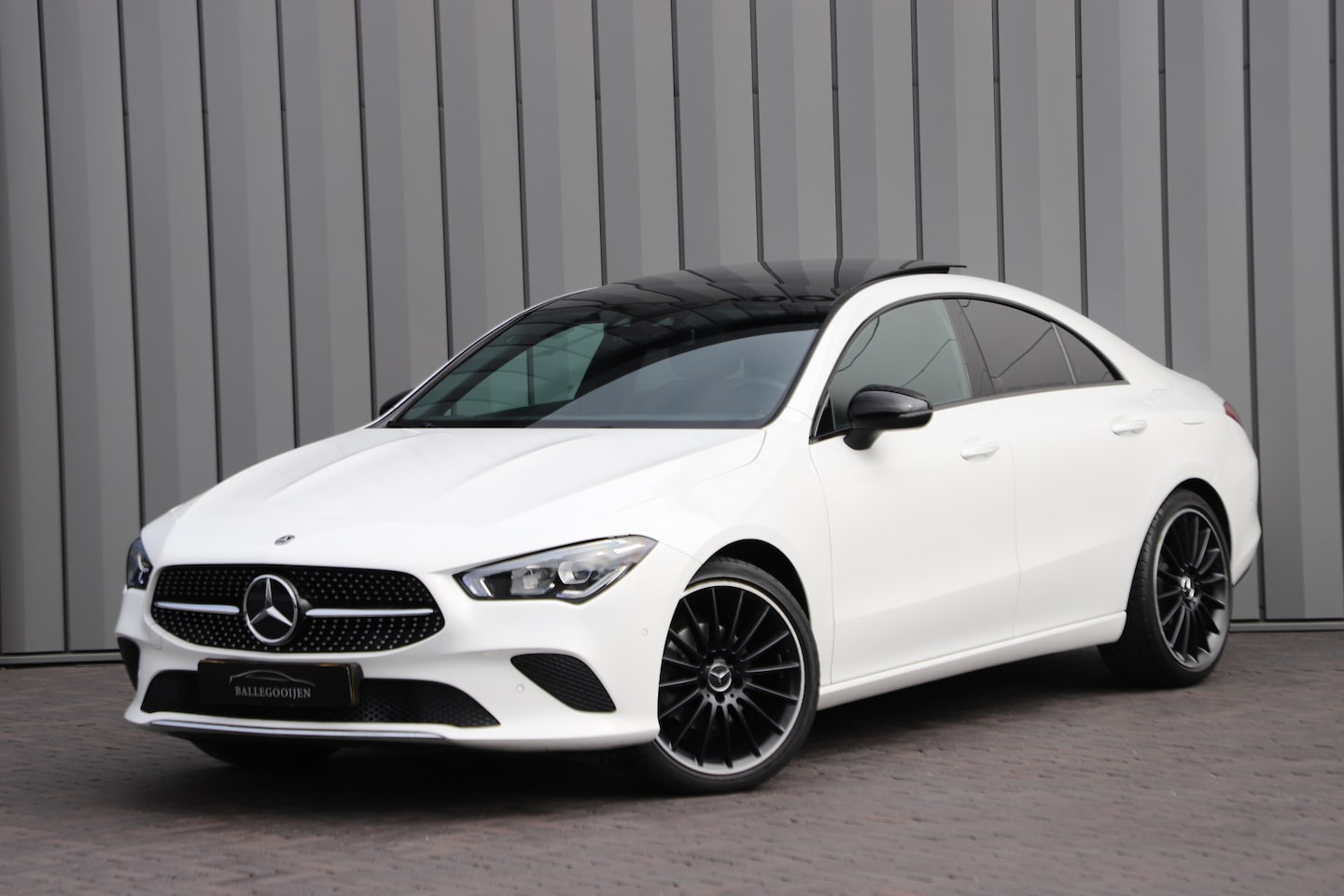Mercedes-Benz CLA-Klasse - 180 Advantage | 136PK | Panoramadak | Led | Widescreen | Carplay | Stoelverwarming | 2020. - AutoWereld.nl