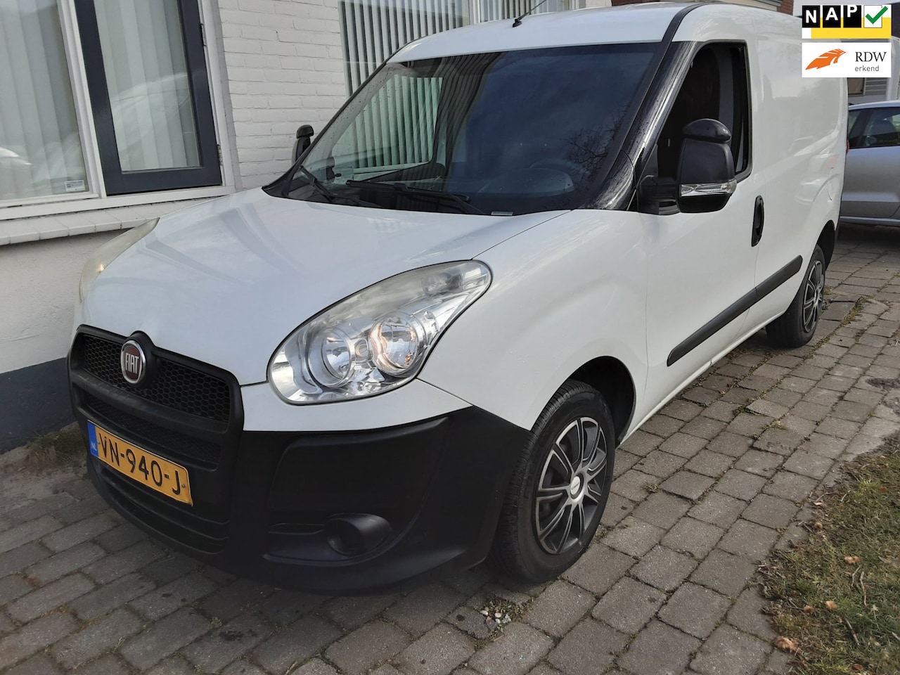 Fiat Doblò Cargo - 1.3 MJ L1H1 Actual 1.3 MJ L1H1 Actual - AutoWereld.nl