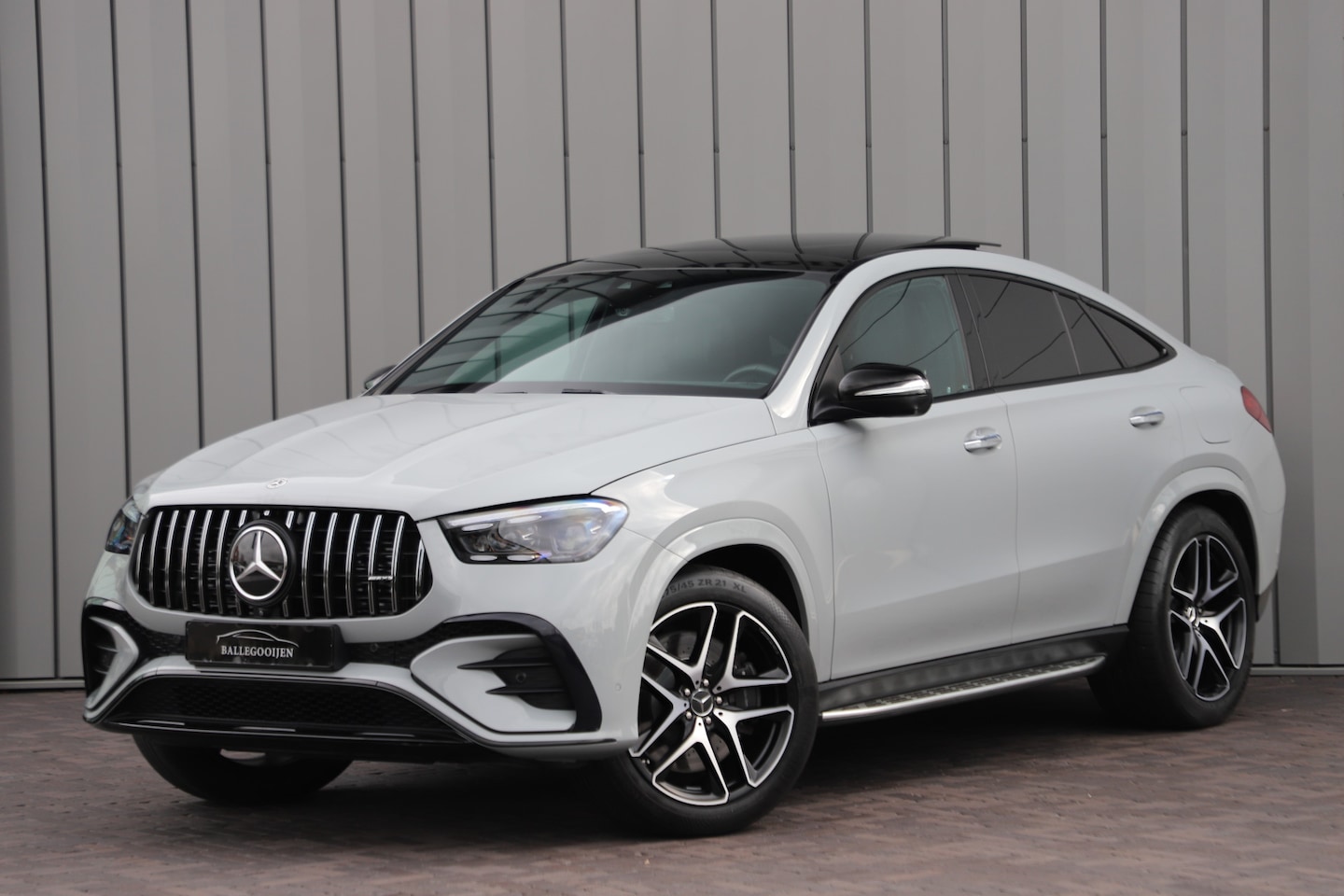 Mercedes-Benz GLE-Klasse Coupé - 400e AMG 4-Matic | 381PK | Luchtvering | Massage | Head-up | Burmester | Keyless-go | Dist - AutoWereld.nl
