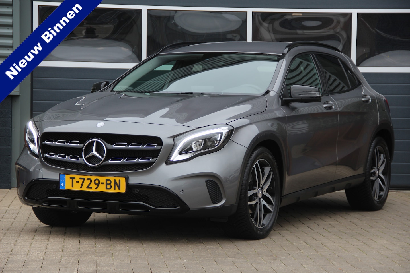 Mercedes-Benz GLA-Klasse - 200 Premium Plus | Camera Navi | Trekhaak | Stoelverw | Airco | Cruise | Sportstoelen | | - AutoWereld.nl
