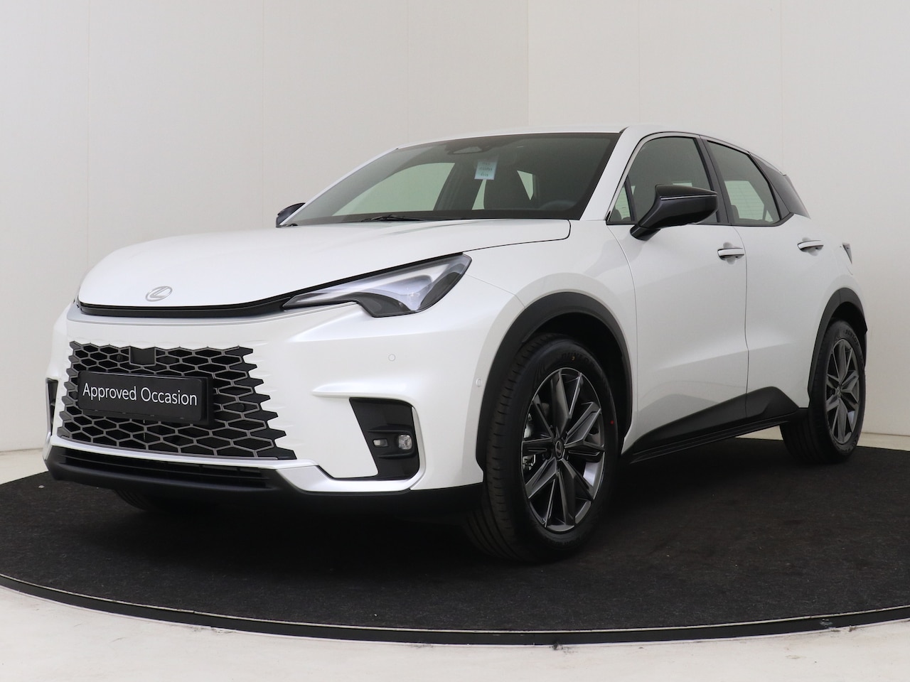 Lexus LBX - Elegant 2WD Advanced Pack | HUD | 360 Camera - AutoWereld.nl