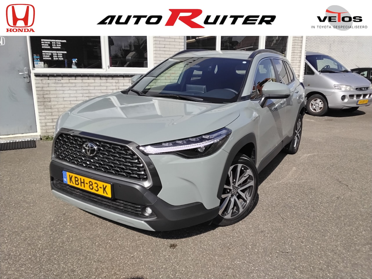 Toyota Corolla Cross - Hybrid 140 Style elektrische achterklep - AutoWereld.nl