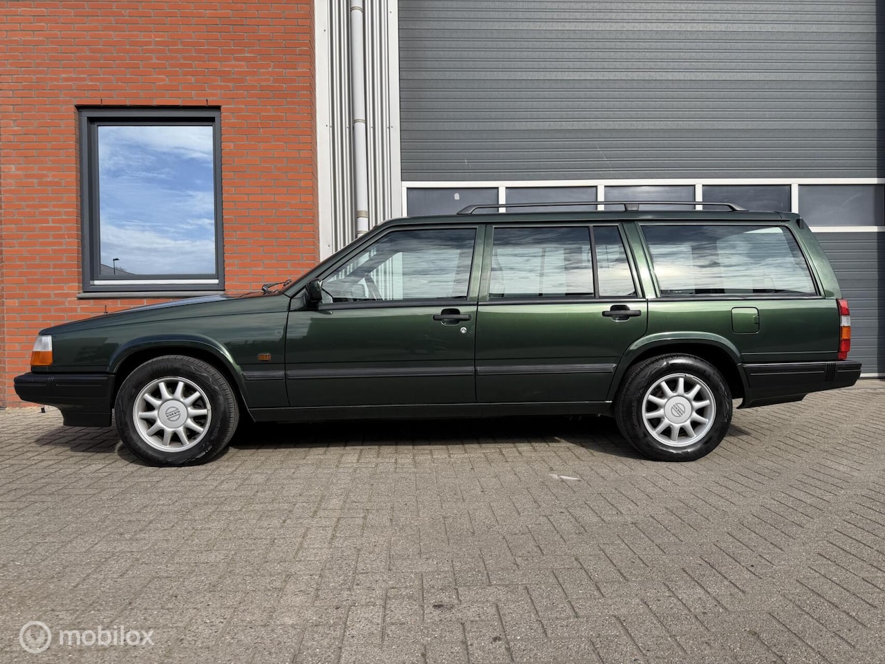 Volvo 940 - 2.3i LPT Automaat Estate - Leder - dealer o.h. - AutoWereld.nl