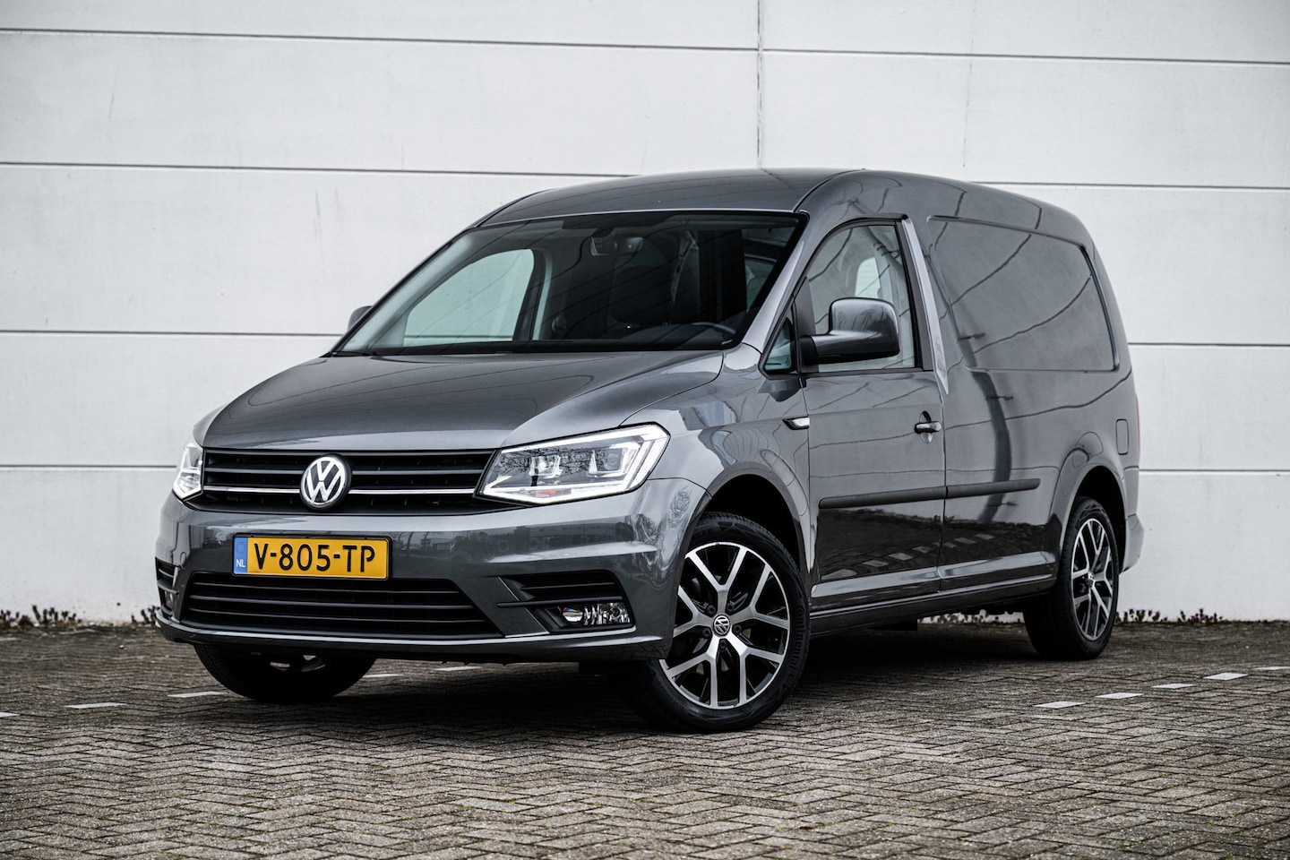 Volkswagen Caddy Maxi - 2.0 TDI 102pk L2H1 Exclusive Edtion |ACC|Xenon|Navi|Trekhaak|Leder| - AutoWereld.nl