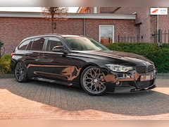 BMW 3-serie Touring - 318i M-Sport LED Half/Leer Stoelverwarming Elek.Klep 19''
