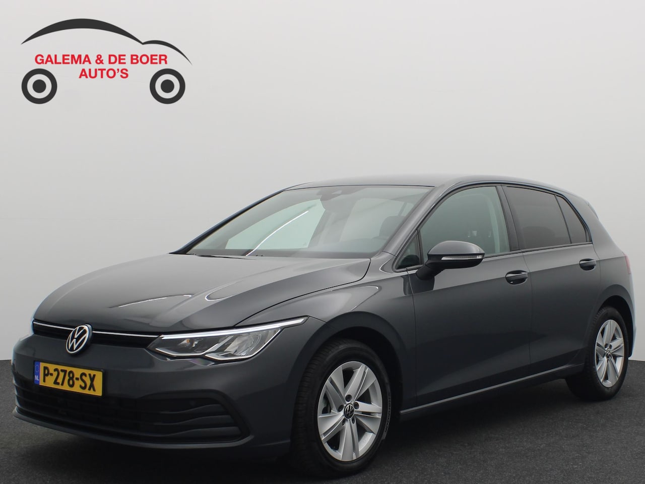 Volkswagen Golf - 2.0 TDI Life AUTOMAAT / FULL LED / CARPLAY / STOELVERW / STUURVERW / CLIMA / PDC / BLUETOO - AutoWereld.nl