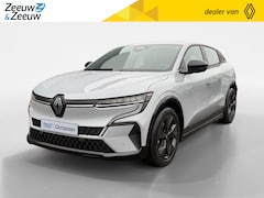 Renault Mégane E-Tech - 130PK Comfort Range Evolution 60 kWh Automaat | DEMO | Navi | Camera | Adaptive Cruise Con