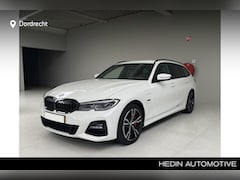 BMW 3-serie Touring - 320e xDrive M-Sport | Camera | Stoelverwarming | Head-Up | incl 12 maanden Bovag garantie