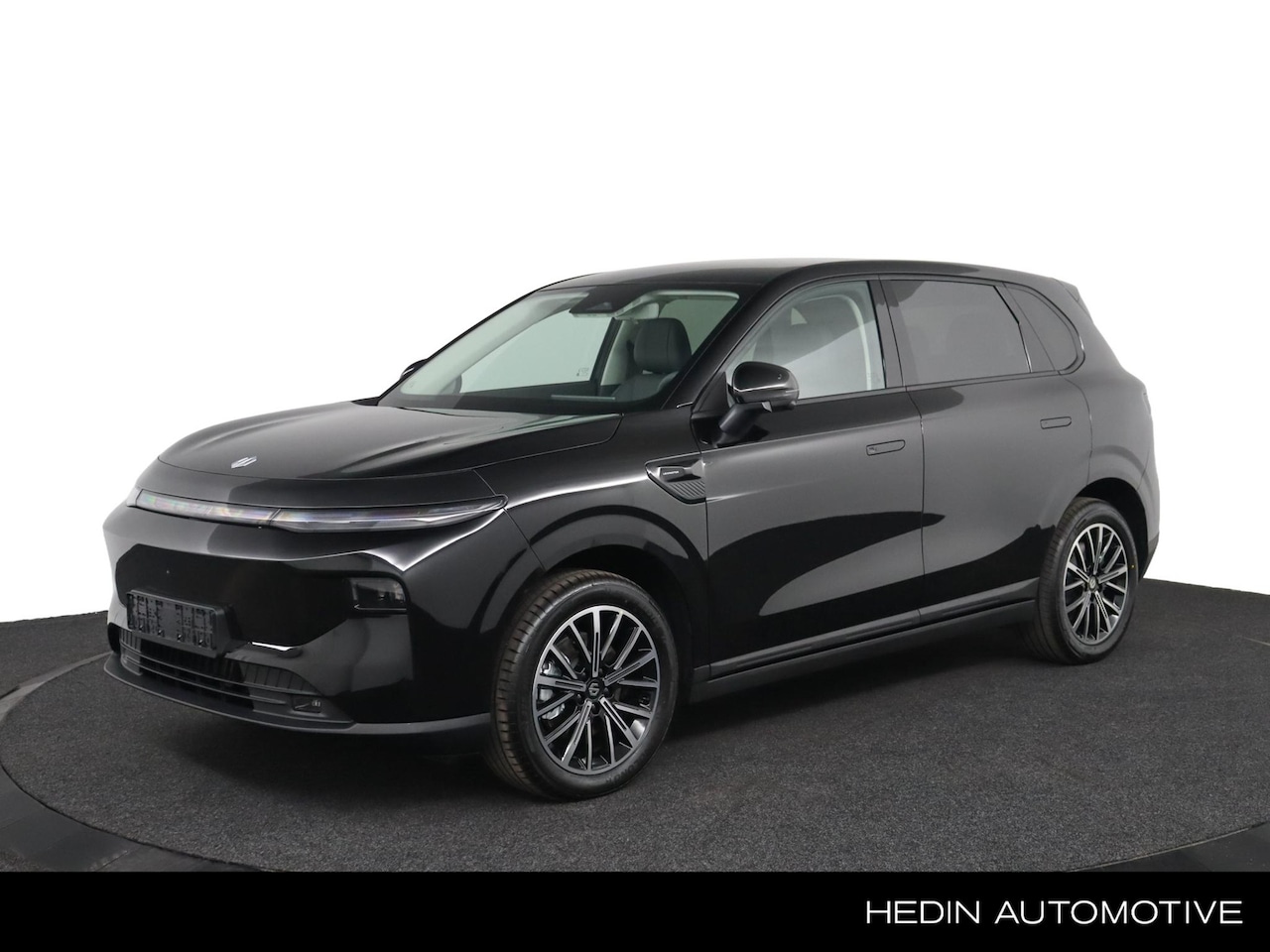 Leapmotor B10 - Design ProMax 67.1 kWh 18% Bijtelling | Full Map Navigatie | Panoramadak | Elektrische Kof - AutoWereld.nl