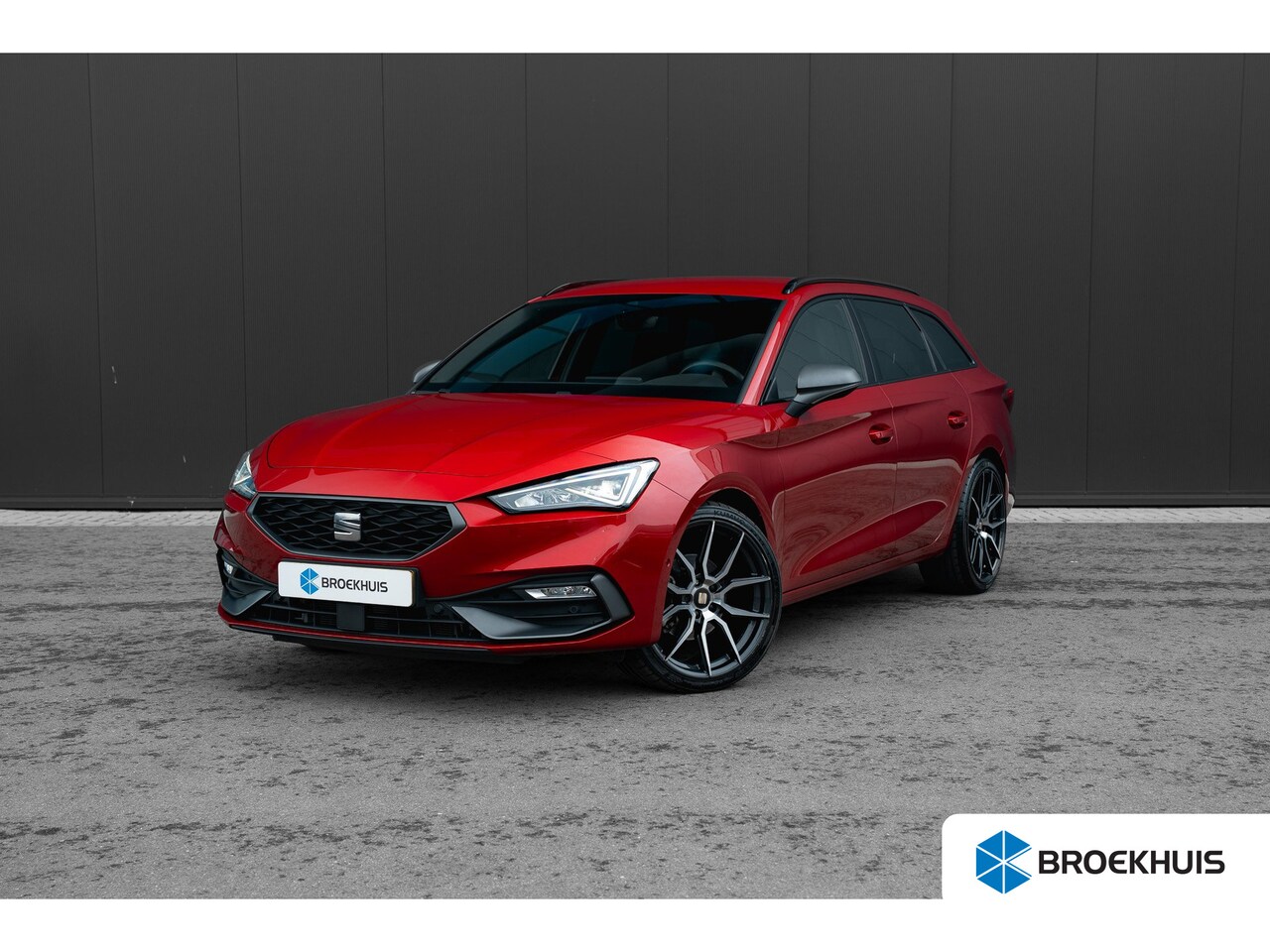 SEAT Leon Sportstourer - 1.5 eTSI FR Launch Edition Adaptive cruise control | Carplay | Led verlichting | 18'' LM v - AutoWereld.nl