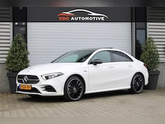 Mercedes-Benz A-klasse - 250 e AMG Pano | Widescreen | Sfeerverlichting | Camera | Multispaak 19" | Dealer Onderhou