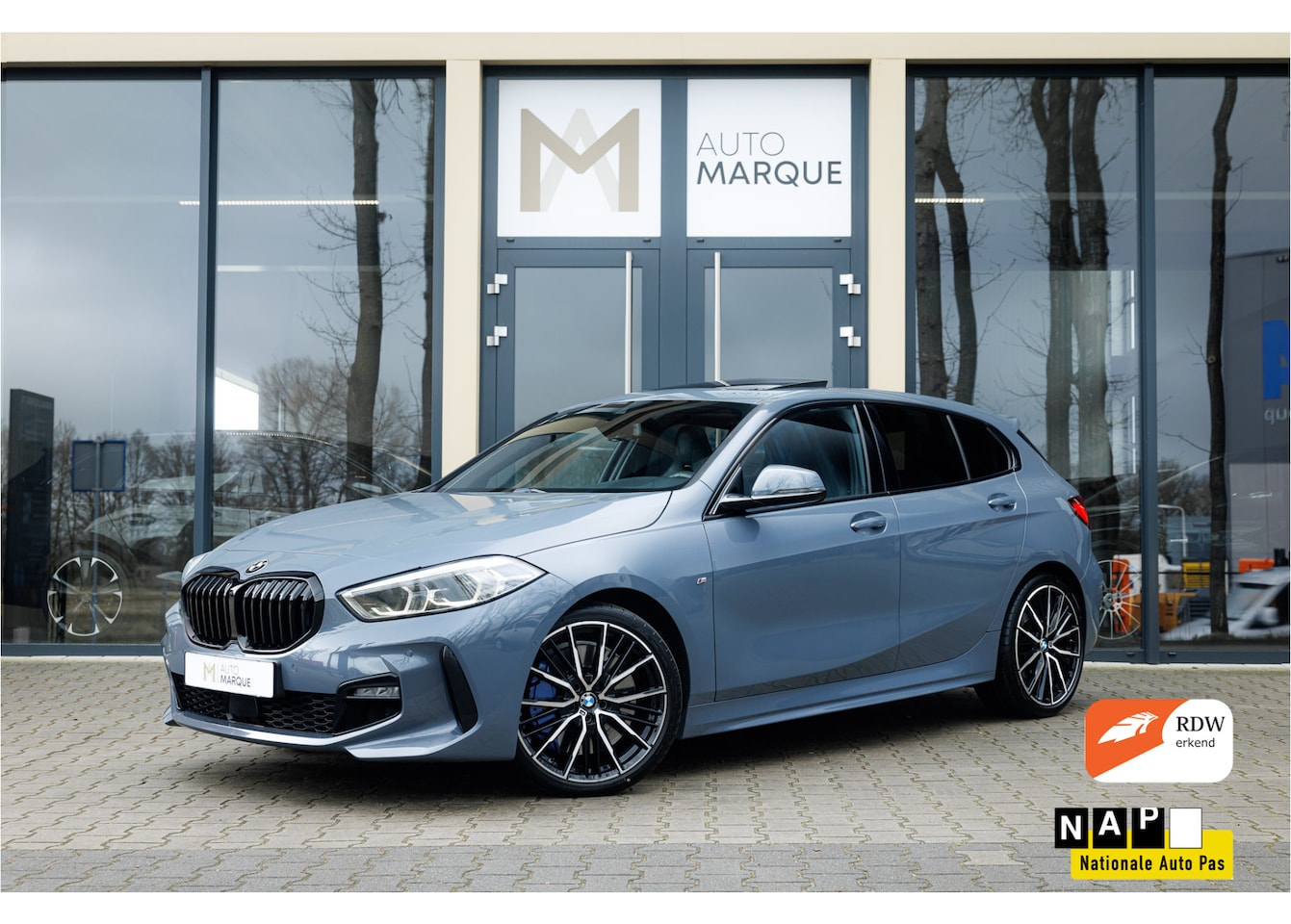 BMW 1-serie - 118i Aut. 141PK | High Executive | 2e Paasdag OPEN OP AFSPRAAK! | Panoramadak | Lederen Ku - AutoWereld.nl