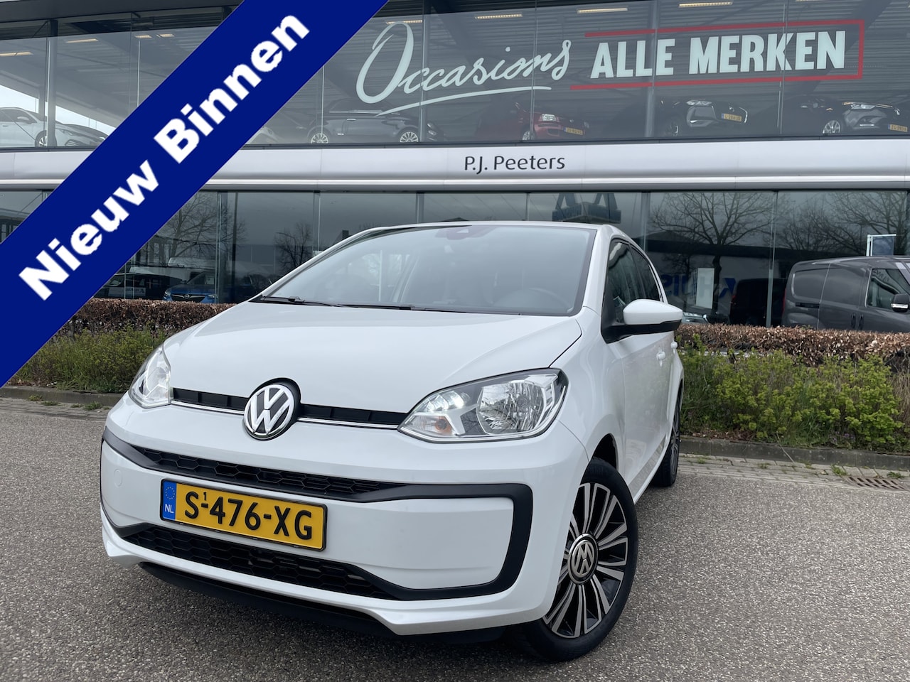 Volkswagen Up! - 1.0 Airco - Licht metalen velgen 16 inch - Elektrische ramen - Led verlichting - Bluetooth - AutoWereld.nl