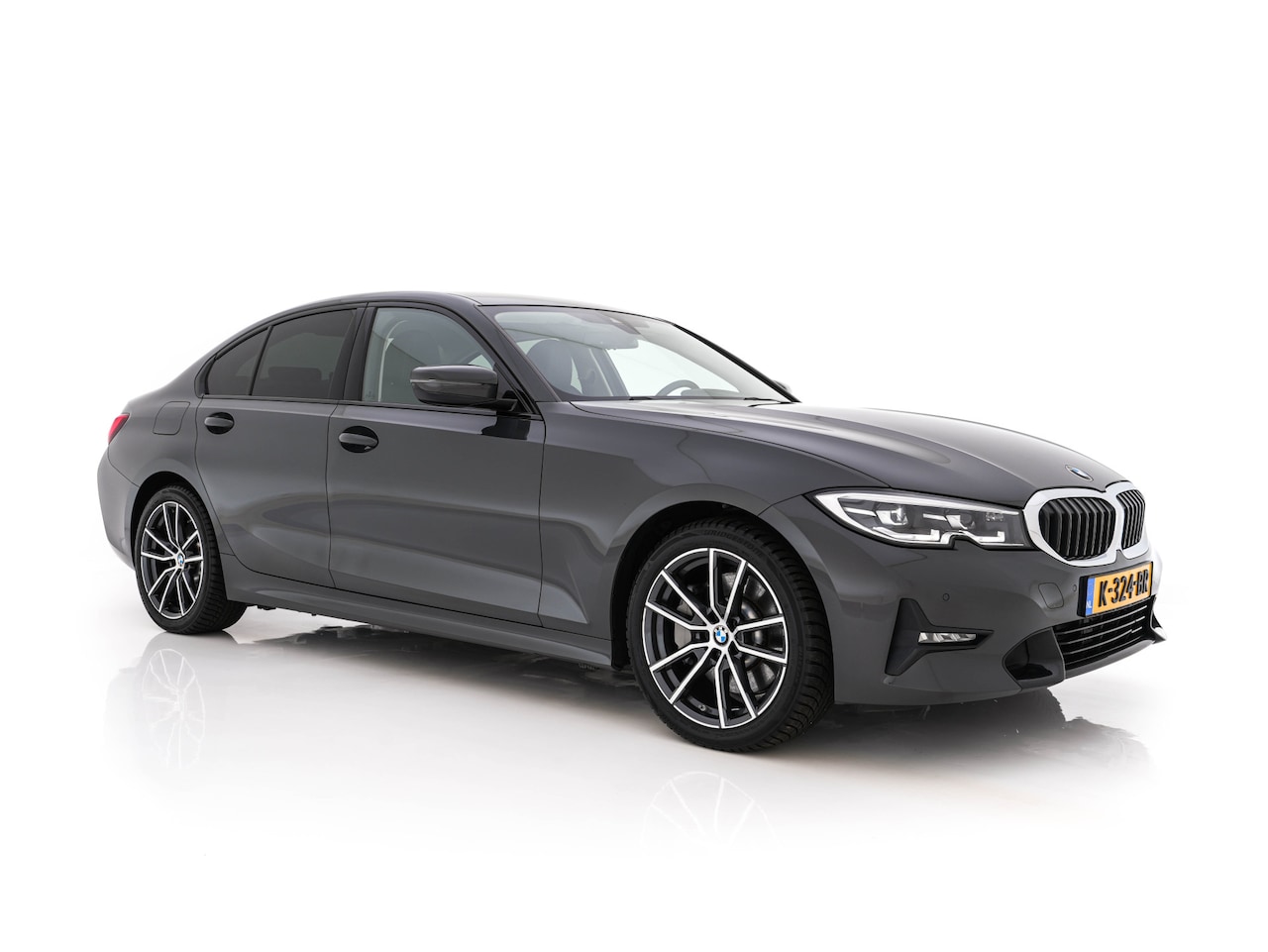 BMW 3-serie - 330e eDrive Edition (INCL.BTW) Aut. *LEATHER | FULL-LED | DIGI-COCKPIT | HEATED-SPORTSEATS - AutoWereld.nl
