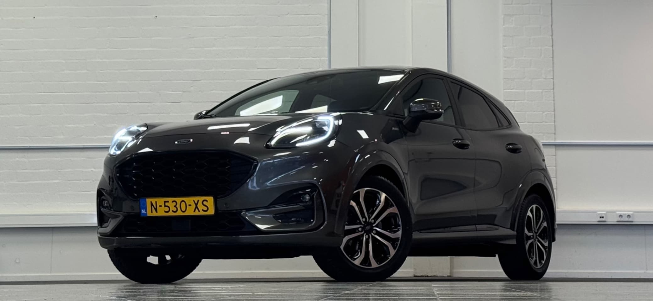 Ford Puma - 1.0 EcoBoost Hybrid Titanium X Camera LED Trekhaak Mooi! - AutoWereld.nl