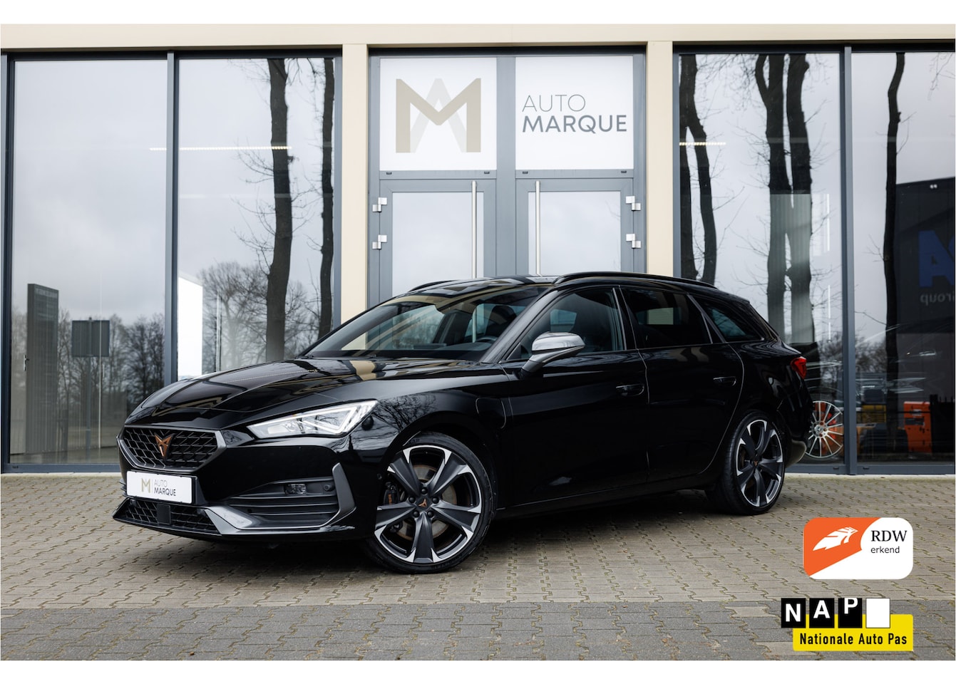 CUPRA Leon Sportstourer - 1.4 e-Hybrid VZ 245PK | Business | 2e Paasdag OPEN OP AFSPRAAK! | | Kuipstoelen | Wegklapb - AutoWereld.nl
